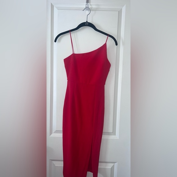 Princess Polly Aero Midi Dress (Red)Size 2. 90% polyester, 10% elastane - Picture 5 of 9